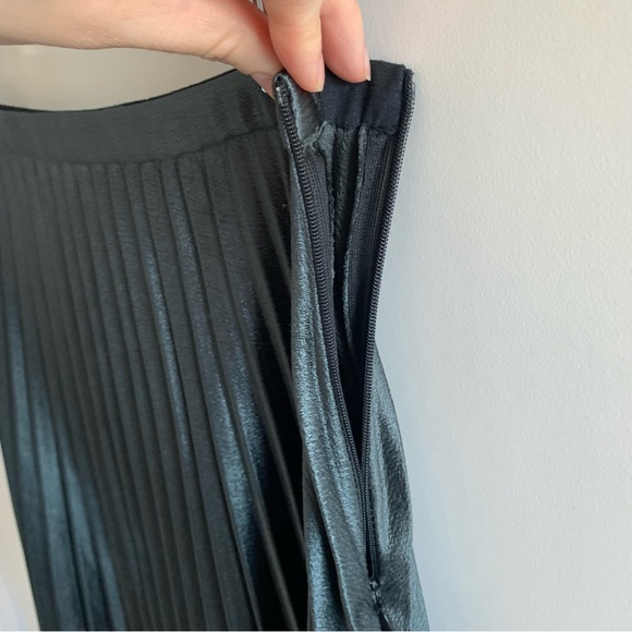 Zara Green Pleated Midi Skirt - Picture 7 of 10